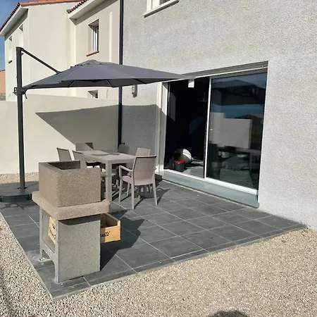 Maison Lumineuse A Avec Jardin Et Terrasse